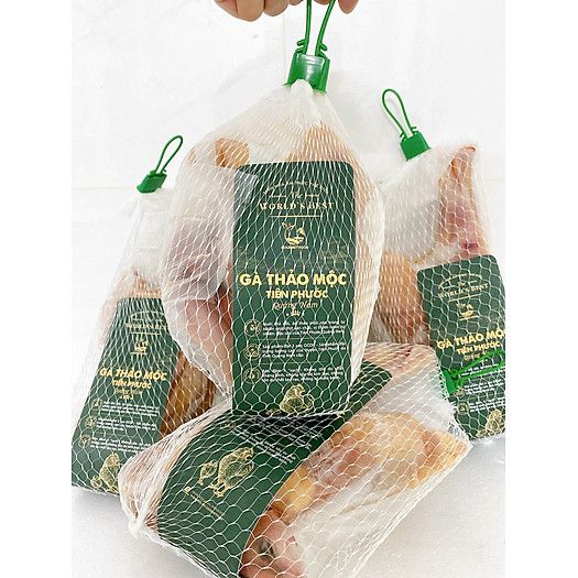Gà ta Thảo Mộc Tiên Phước (1,1kg/con)