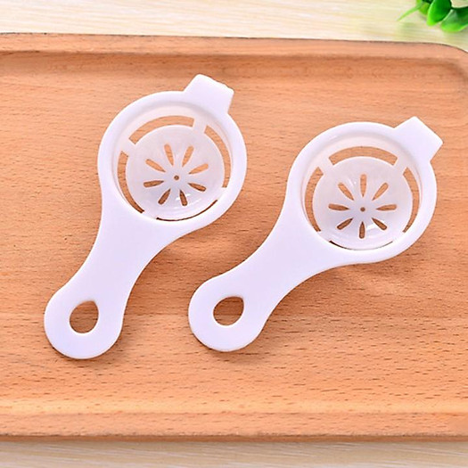 Tách lòng đỏ trứng