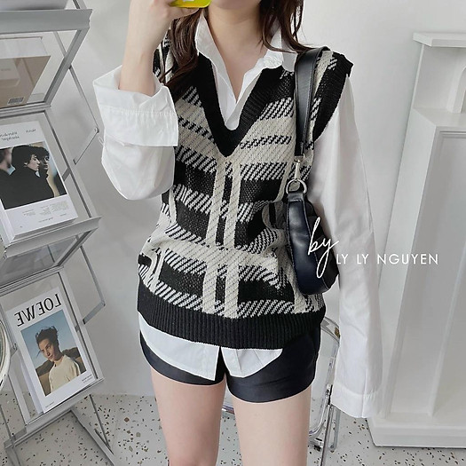 Áo gile nữ len ulzzang cổ chữ V họa tiết kẻ ô đen trắng