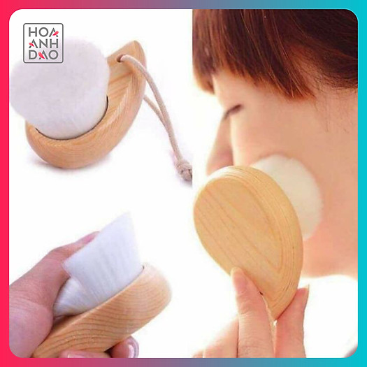 Cọ rửa mặt tạo bọt cán gỗ lông mịn sakura