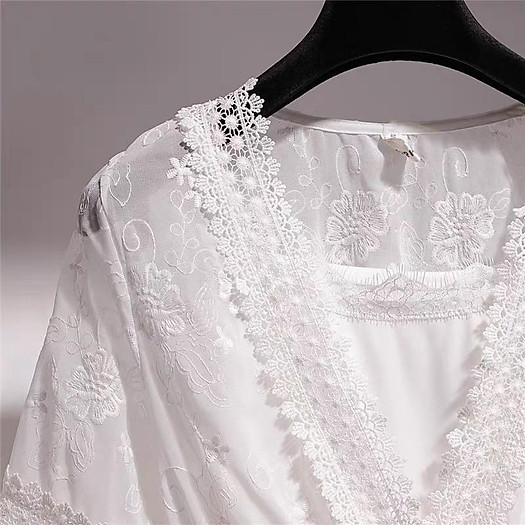 Váy Du Lịch Đi Biển Màu Trắng 3 Món ( V28 )