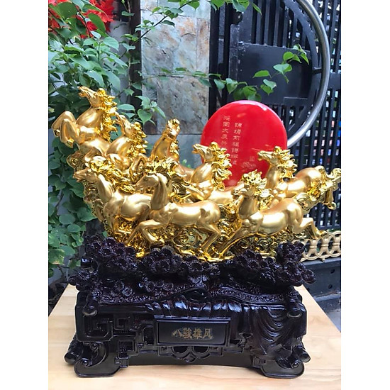 Tượng bát mã truy phong 8 con ngựa vàng lớn phi nước đại kéo đồng tiền đỏ - ảnh sản phẩm 7