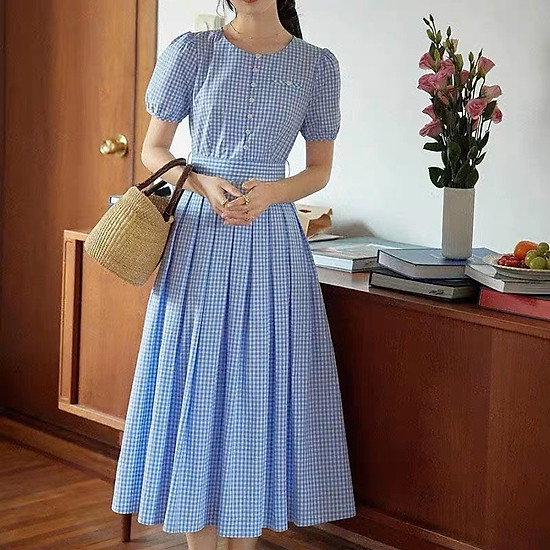 Vì sao đầm kẻ sọc xanh được yêu thích đến vậy-2007 clothing