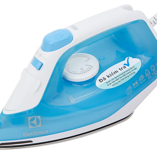 Bàn ủi Electrolux ESI4017