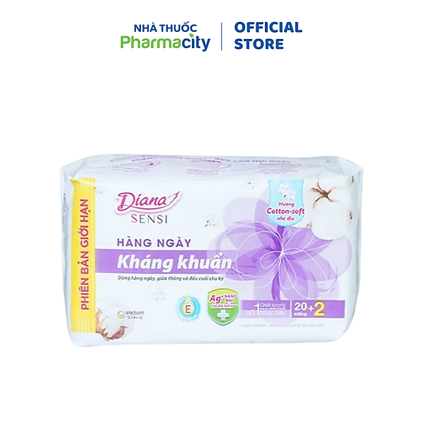Băng vệ sinh kháng khuẩn hàng ngày Diana Sensi (20 miếng/gói)