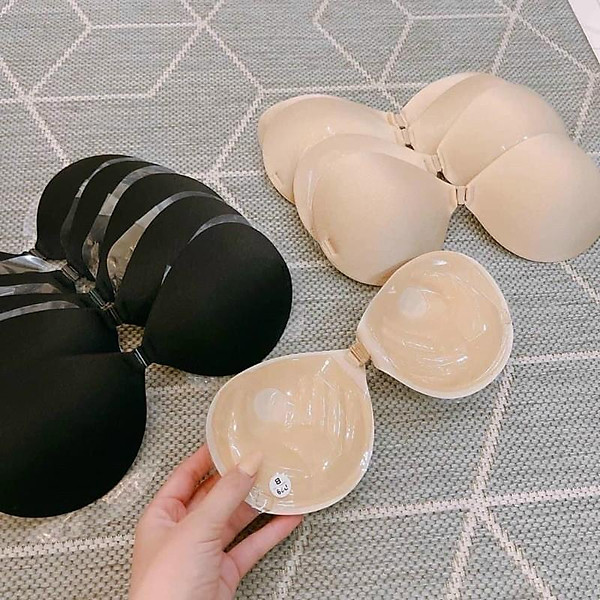 Áo dán ngực silicone cài trước có bàn tay nâng đẩy