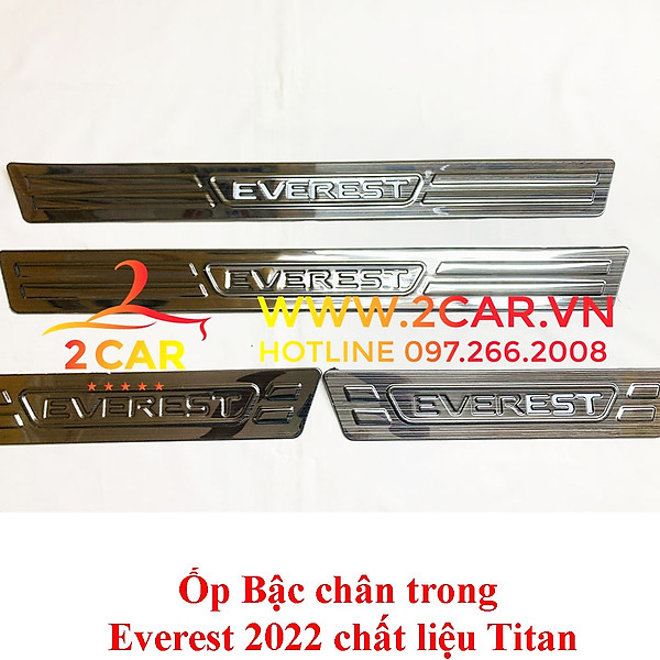 Ốp bậc cửa, nẹp bước chân trong, ngoài xe Ford Everest 2022 2023 chất liệu Titan cao cấp