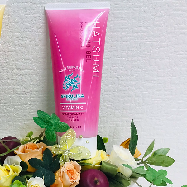 Tẩy Tế Bào Chết Tảo Xoắn Và Vitamin C Hatsumi Feeling Gel