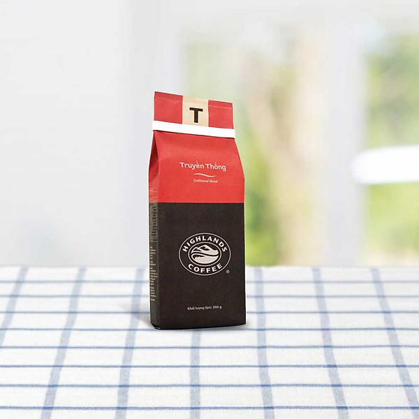 Cà Phê Rang Xay Culi Highlands Coffee (200g)