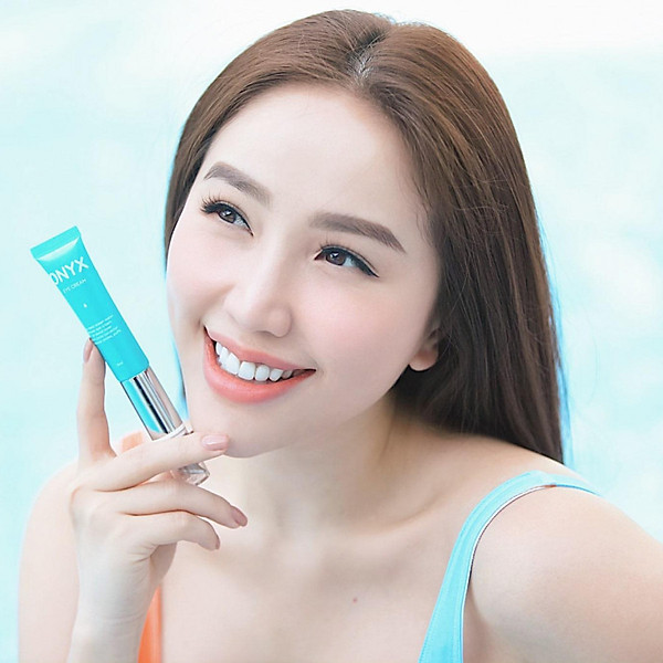 Kem Eye Cream Onyx Cosmetics Giúp Giảm Nhăn & Thâm Quầng Mắt 15Ml – 1