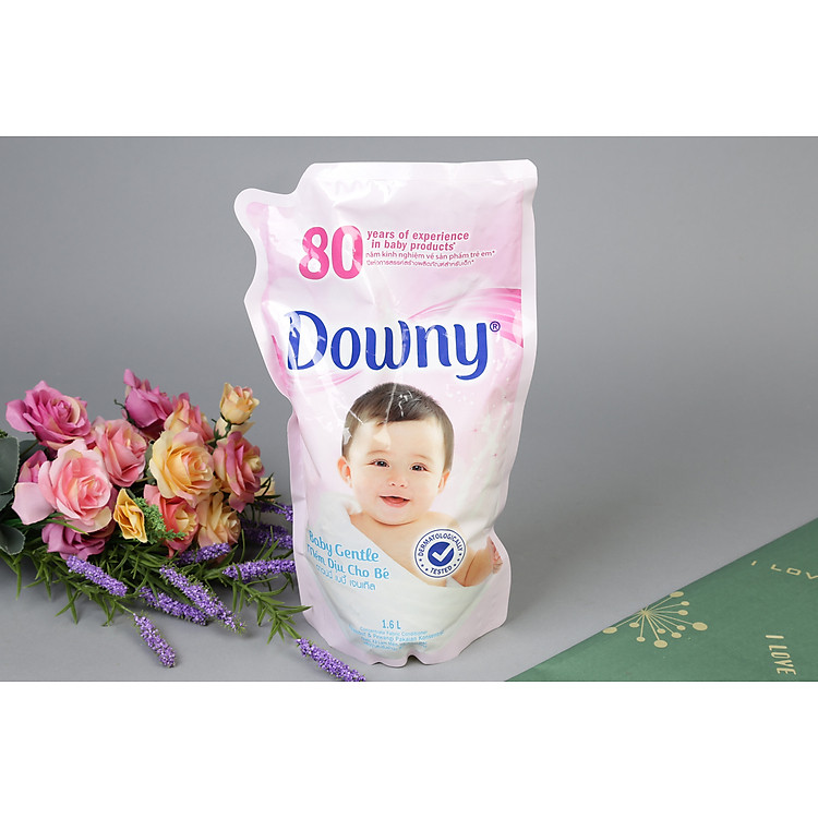 Nước Xả Vải Mềm Dịu Cho Bé Downy Túi 1.5L