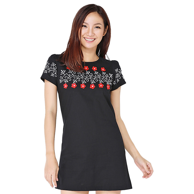 Đầm Suông Thêu Hoa Cirino D_LINEN _HMD - Đen