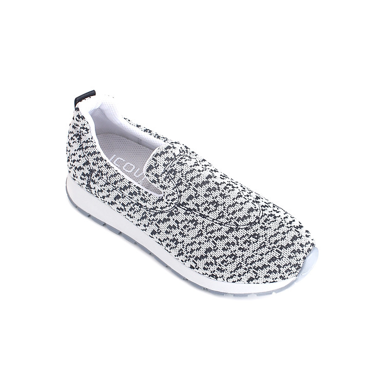 Giày Slip On Nữ In Họa Tiết MUST Korea N05 - WG - Trắng Phối Đen