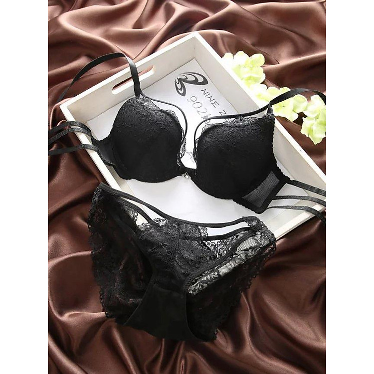 Bộ đồ lót nâng ngực 3 dây cài sau quần siêu sexy