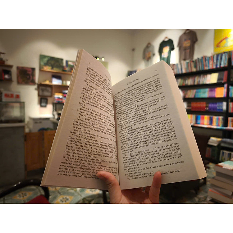 The Mammoth Book of Lesbian Erotica: New Edition - Ảnh 6