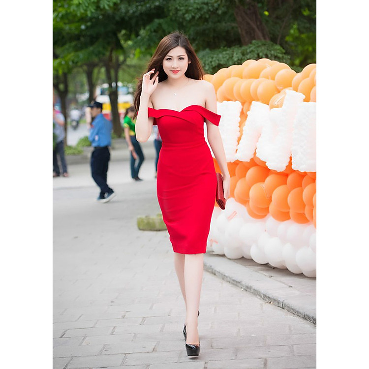 Đầm ôm body đẹp kiểu trễ vai dễ thương