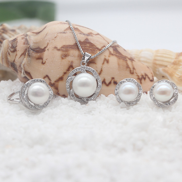 Bộ trang sức Ngọc Trai Thiên Nhiên T4 màu trắng Bảo Ngọc Jewelry (Freesize)