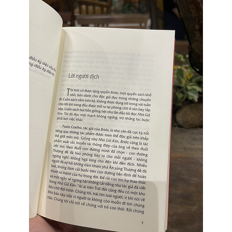 MA THUẬT YÊU – Paulo Coelho (tác giả Nhà Giả Kim) - Ảnh 2