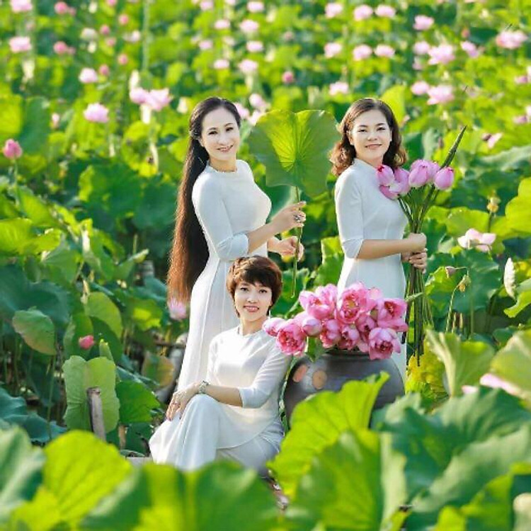 Áo dài trắng tà A lụa habutai cao cấp