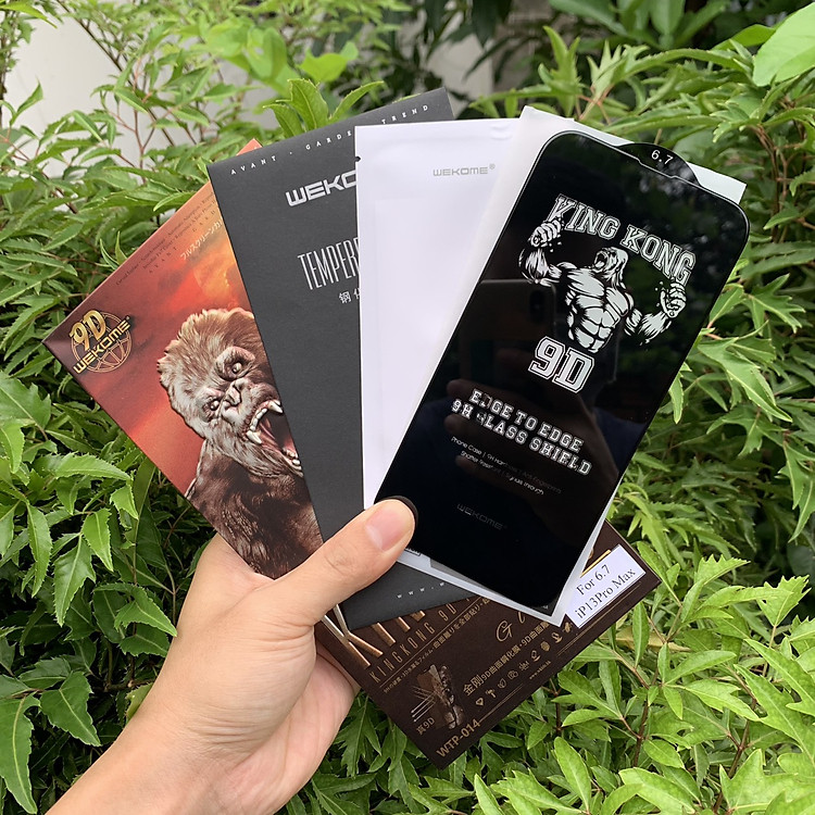 Kính Cường Lực KingKong 9D Full Màn Trong Suốt Dành Cho iPhone 13, 13Mini, 13Pro, 13Pro Max, iPhone 14, 14Plus, 14Pro, 14Pro Max - Full Hộp Sắt Cao Cấp - Hàng Chính Hãng