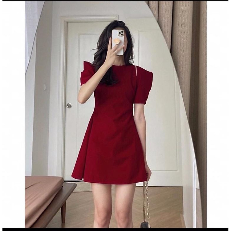 Đầm đỏ mặc tết , Váy nhung tay bồng khoét vai tiểu thư hai màu đen , đỏ thời trang DUMISA