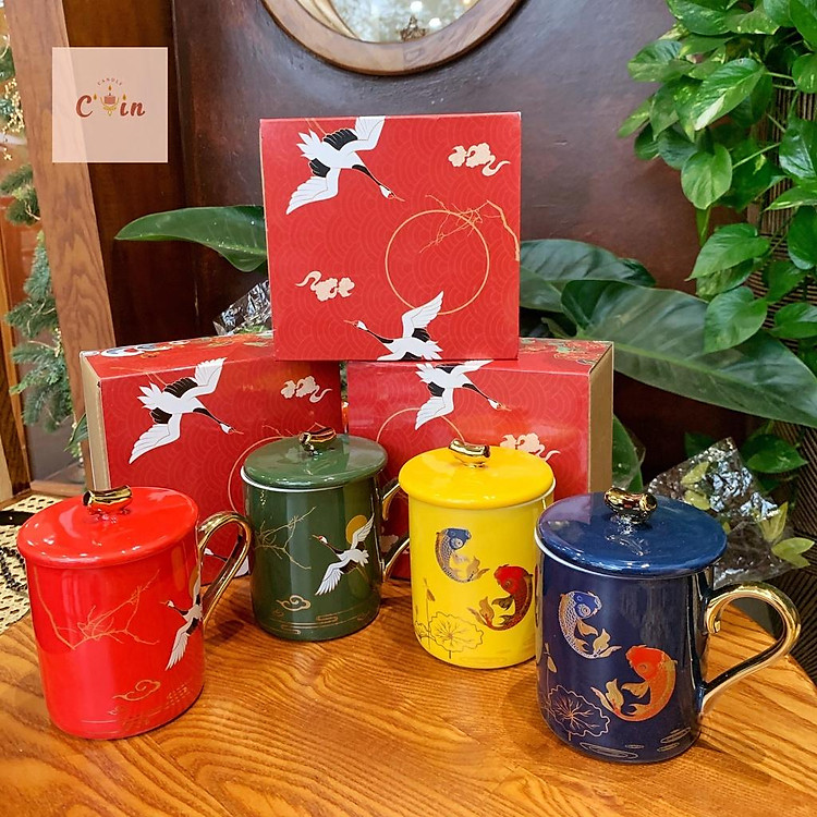 (350-400ml) Cốc sứ họa tiết Noel - Tết có nắp có thìa - Quà tặng Giáng Sinh, Năm mới (mẫu 2022)