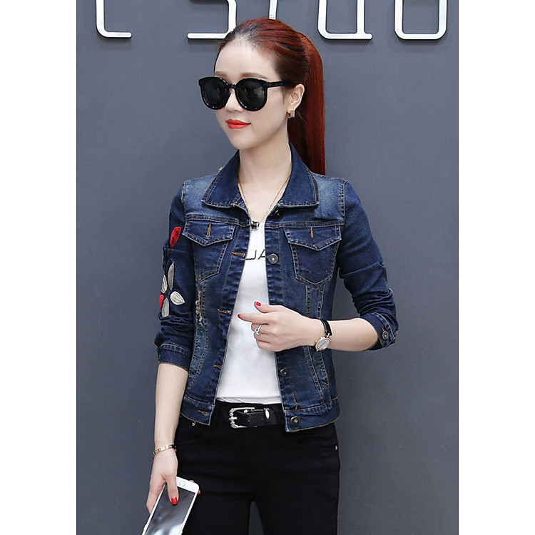 Áo Khoác Jean Nữ Tay Thêu Hoa Túi Khoen AK625 - Xanh Đậm