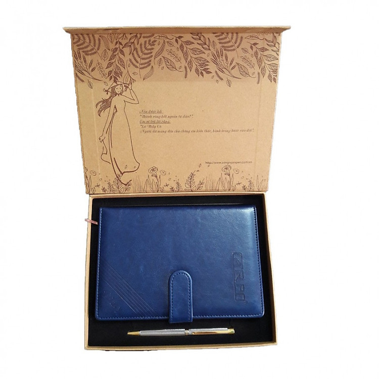 Hộp quà Carpo gồm sổ tay và bút Carpo