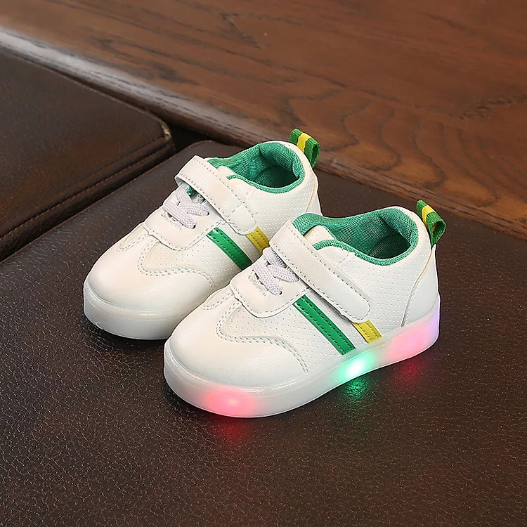 Giày Thể Thao Trẻ Em Trai Gái Có Đèn Led T1