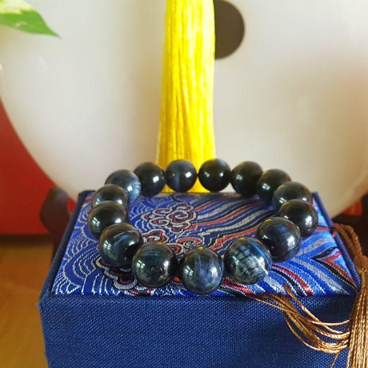 Vòng tay đá phong thủy