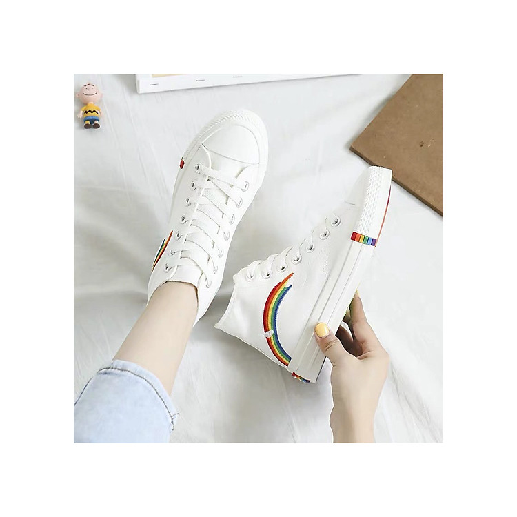 Giày thể thao nữ cao cổ cầu vồng đám mây