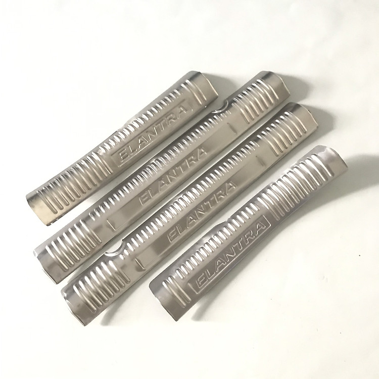 Bộ Ốp bậc, Nẹp bước chân INOX dành cho xe Hyundai Elantra 2019