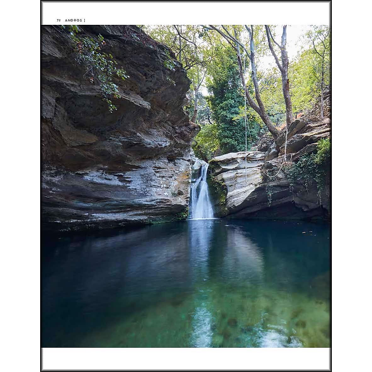 The Cyclades: Greek Island Paradise - Ảnh 4