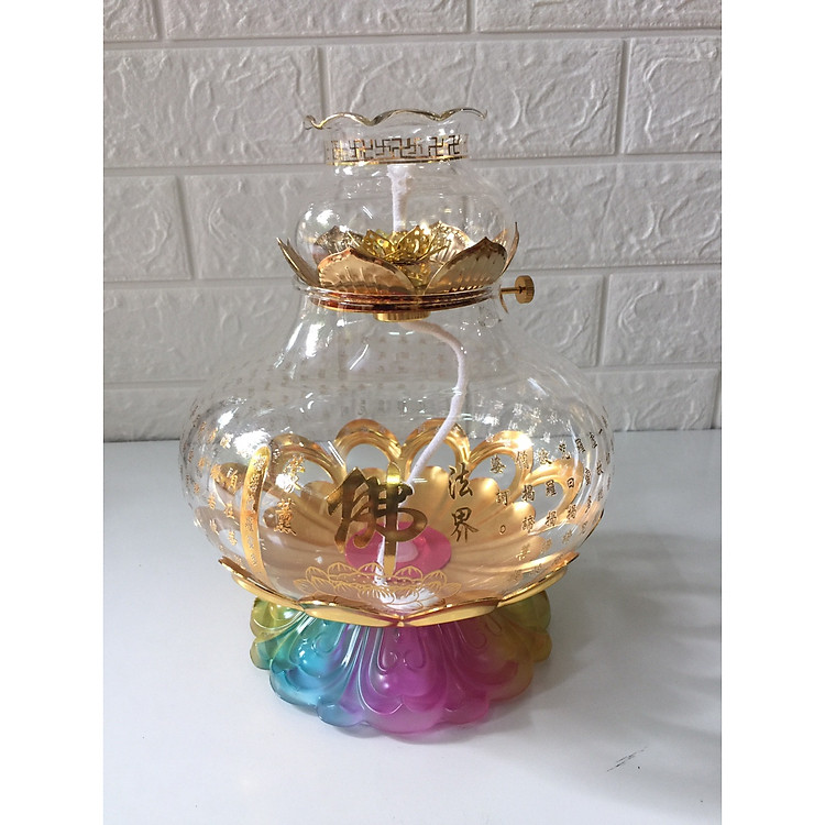 Đèn đốt dầu cỡ to (đựng dầu 1 lần đốt được 1 tháng ) đựng được 2 lít đâu ( Mã ll54 nhỏ ll42 )