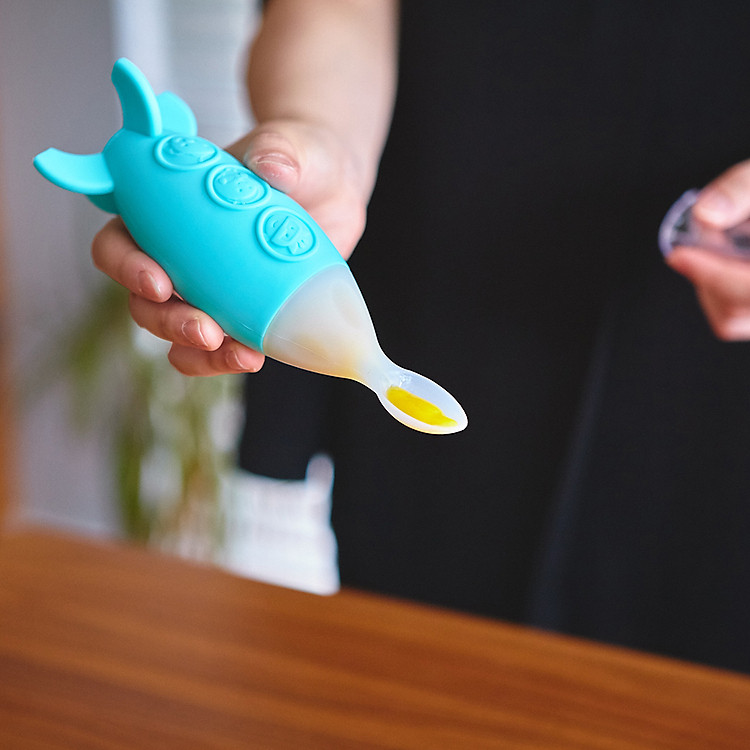 Bình bóp ăn dặm silicon Marcus & Marcus Chính hãng Giá rẻ - Hình ảnh 4