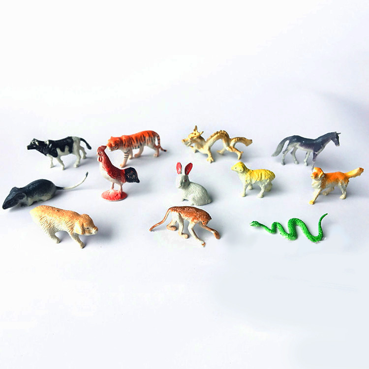 Bộ Mô Hình Nhựa Đồ Chơi (12 con) - Ảnh 2