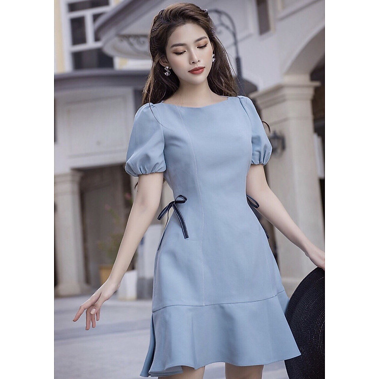 Đầm xanh đậm nơ eo