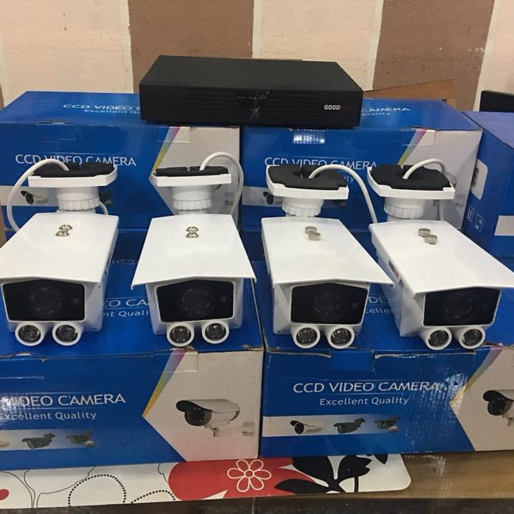 BỘ 4 CAMERAS AHD 700TVL THÂN HỒNG NGOẠI GOODVIEW HÀNG NHẬP KHẨU