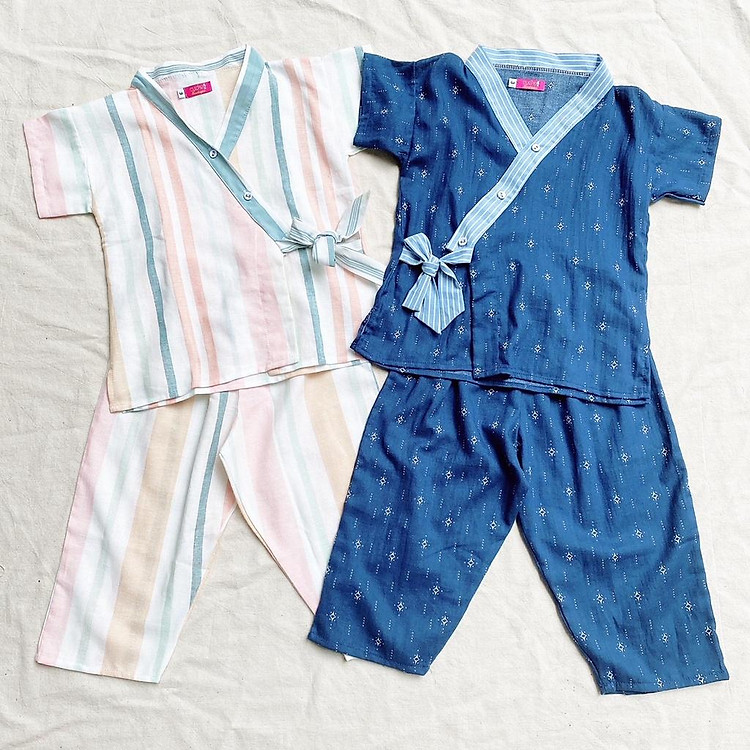 Yukata bé trai sọc pastel và xanh đậm