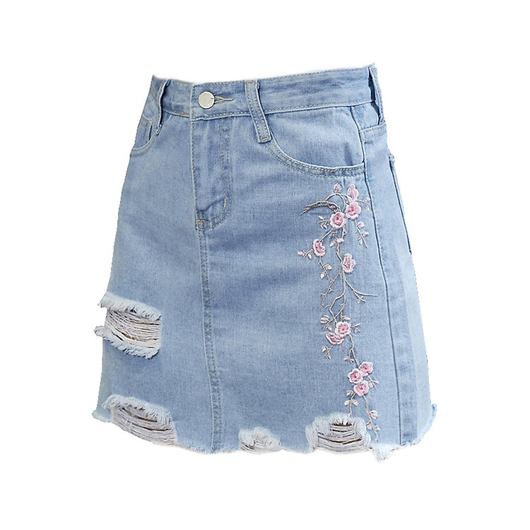 Chân váy ngắn jean rách thêu hoa anh đào