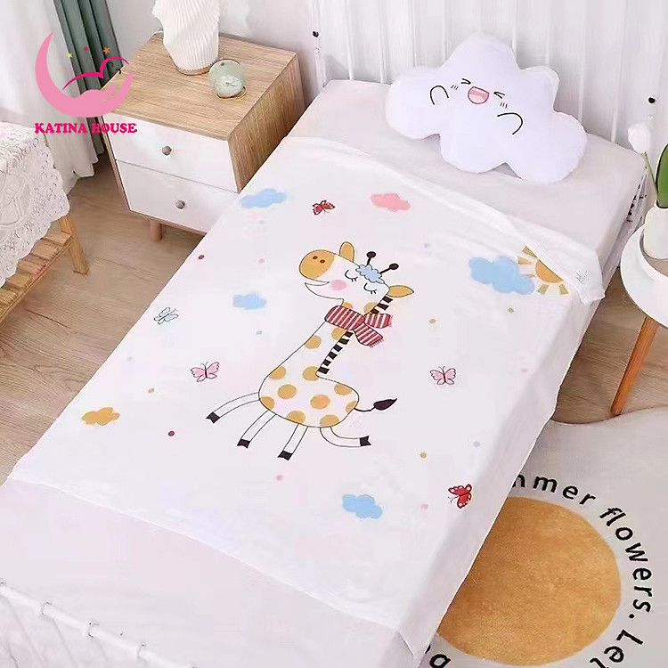 Khăn tắm quấn bé sơ sinh, khăn lụa mềm mát, thấm hút nước tốt, kích thước 110x110cm
