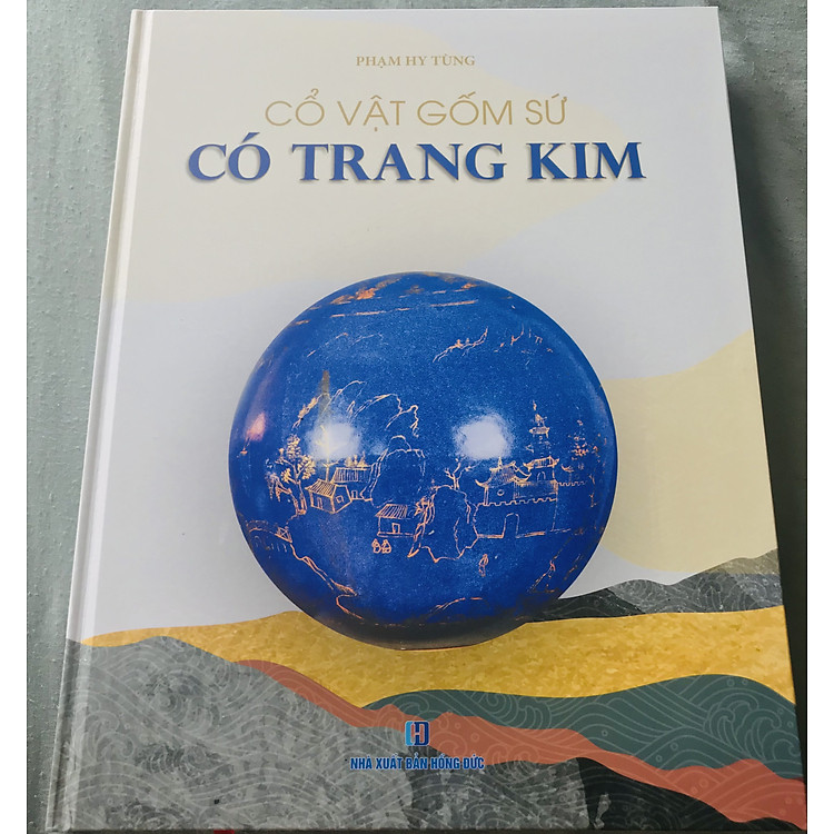 Cổ vật gốm sứ có trang kim