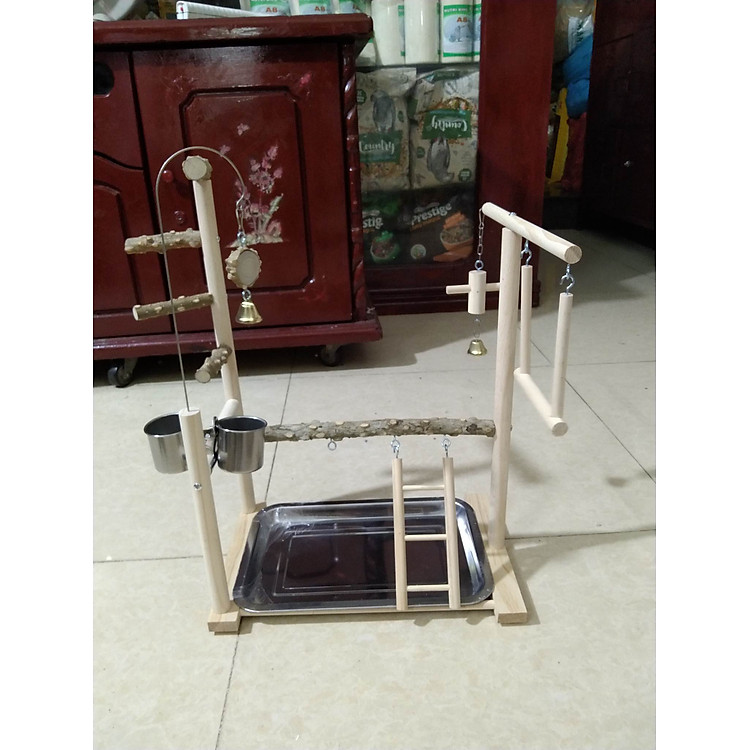 1 cầu đứng cây đứng gỗ gạo để cho vẹt nhỏ và trung đứng (kèm cóng ăn và đồ chơi)