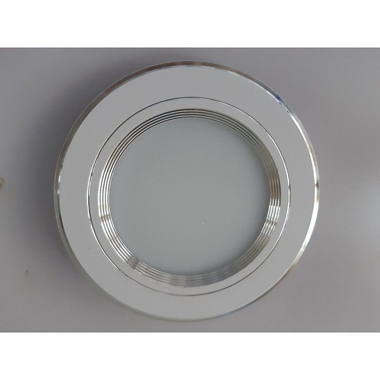 Đèn led âm trần 7w 3 màu viền trắng lỗ khoét trần D90mm