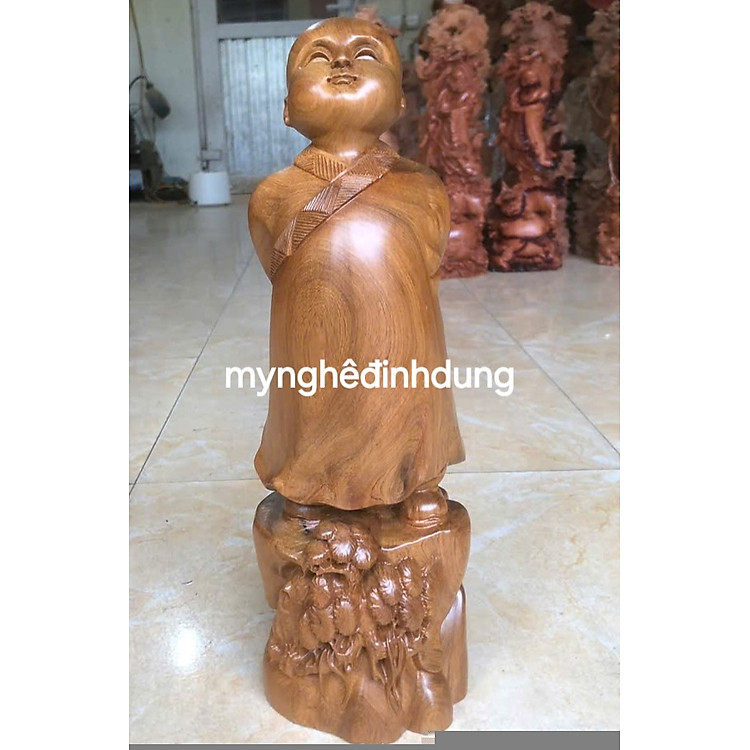 Tượng Chú Tiểu Bằng Gỗ Bách Xanh (40x12x12cm)