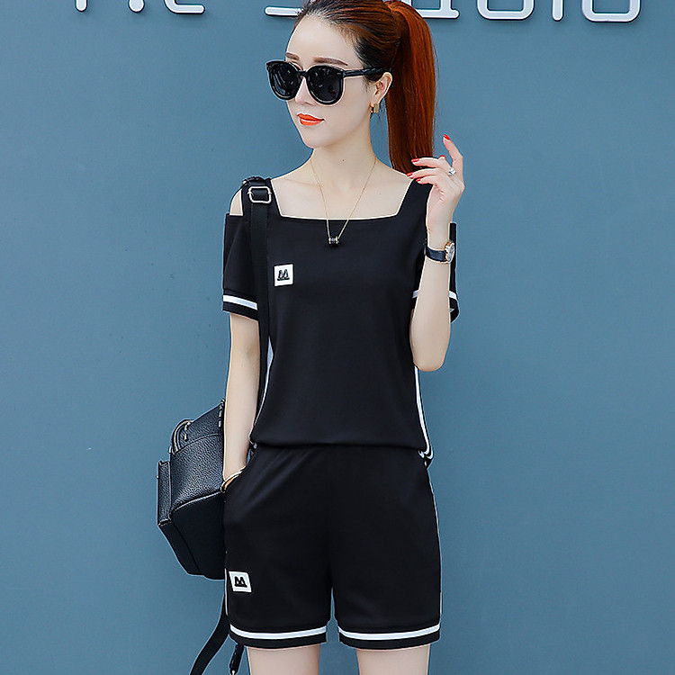 Bộ đồ thể thao nữ cổ vuông TT306