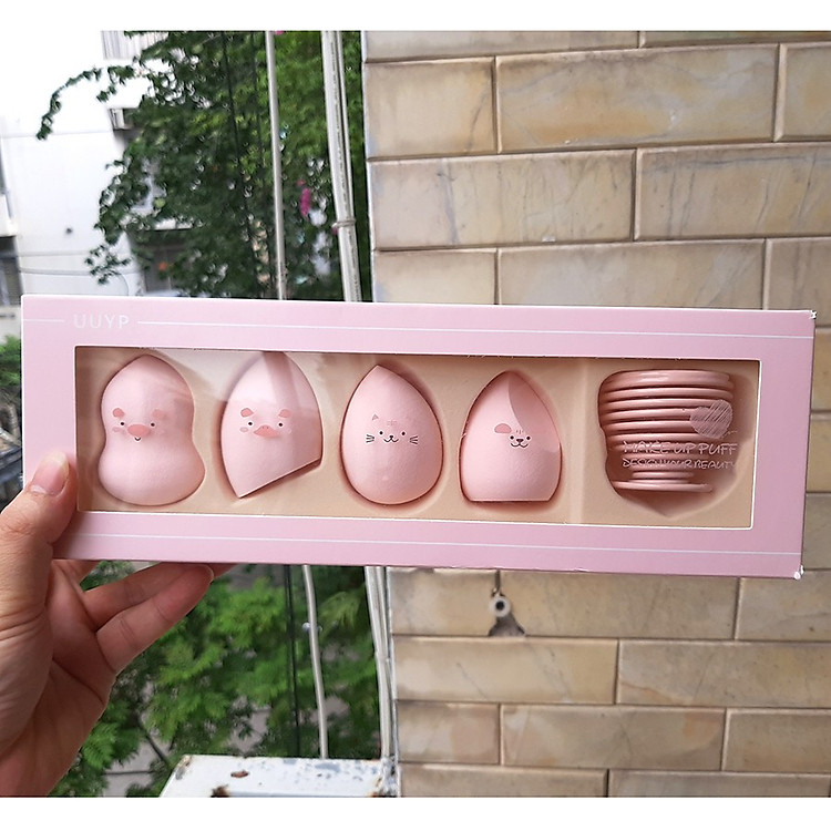 Hộp 4 bông mút tán kem nền đa năng