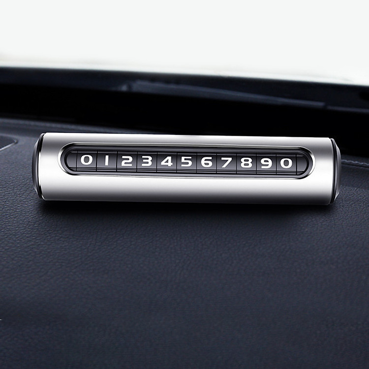 Gắn số điện thoại trên ô tô