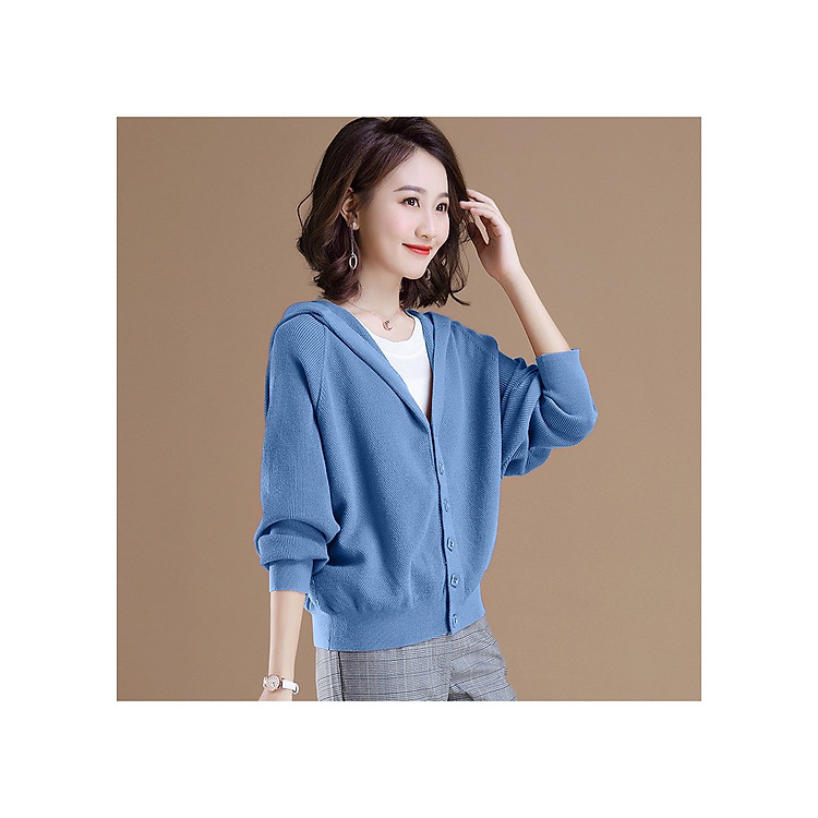 Áo khoác len mũ cánh dơi