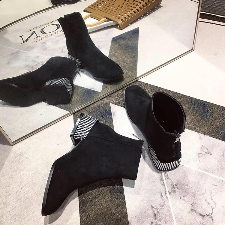 Boot Cổ Ngắn Gót Trụ Đá 5 Phân khóa Sau (Lót Lông Cực Mịn)